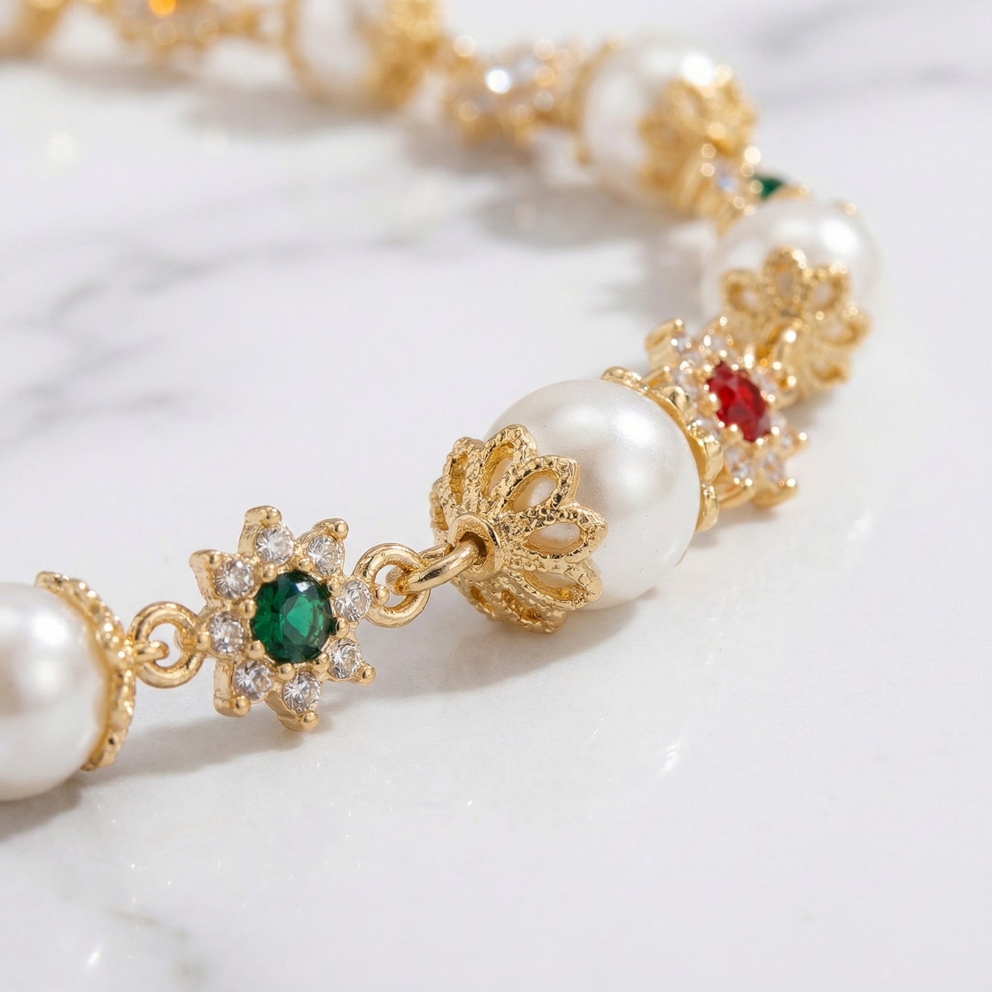 Royal Charm Gold